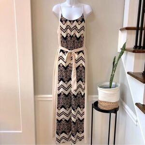 How Very Loved cream‎ blue pink chevron tie belt maxi dress woman’s size M